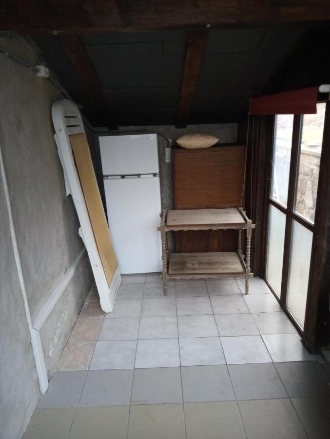 Apartments Pomjan Pogled Na Gore מראה חיצוני תמונה
